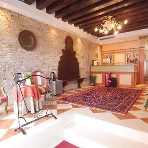 3* Otel Ca' Dei Polo